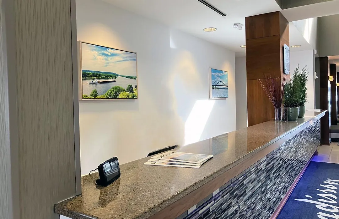 Radisson Hotel La Crosse-1